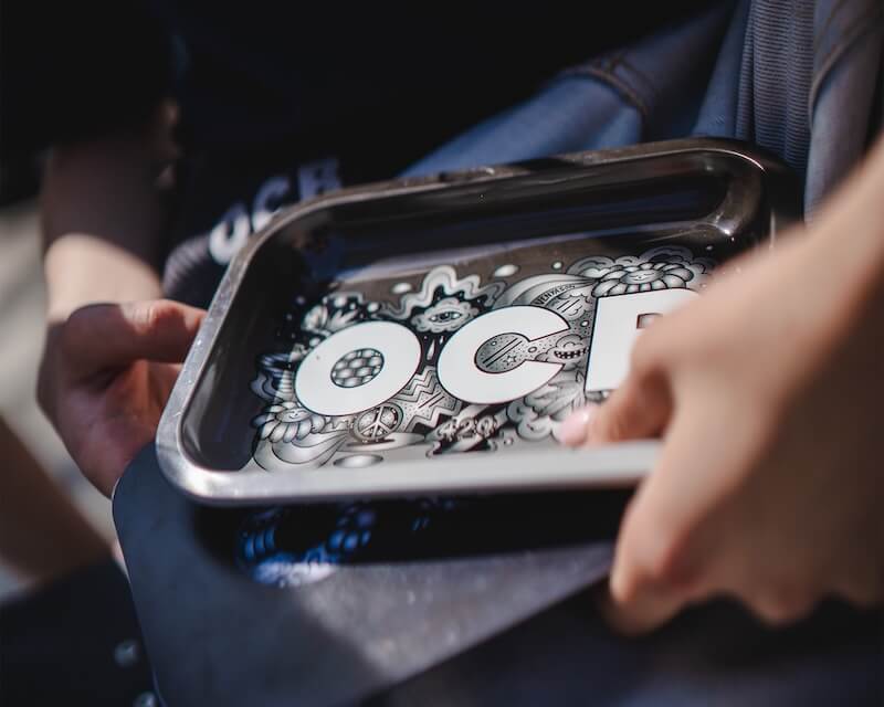 Mini metal tray magnetised lid Venyason x OCB Special Edition